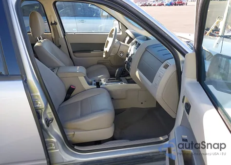 2009 Ford Escape Xlt from USA, damaged, VIN 1FMCU03G79KA52457